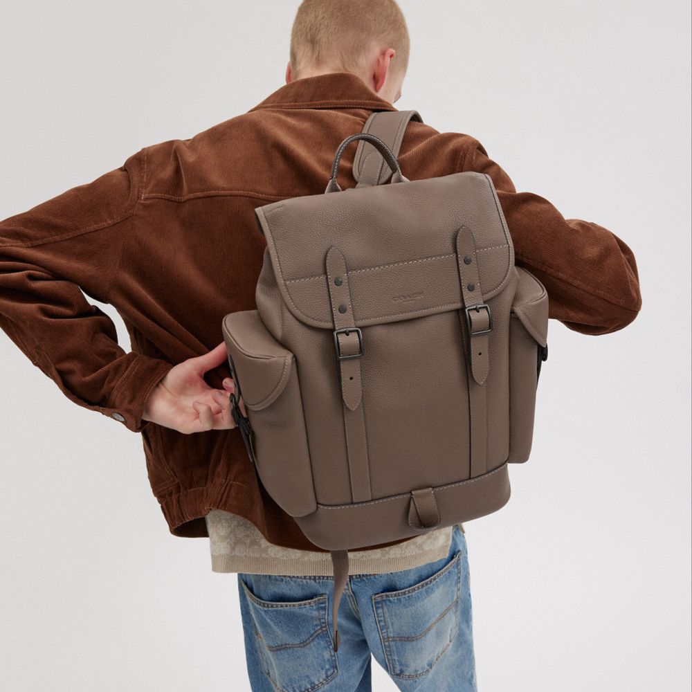 Dark Grey Coach Hitch Polished Pebble Leather Men Backpacks | SG_CH55452