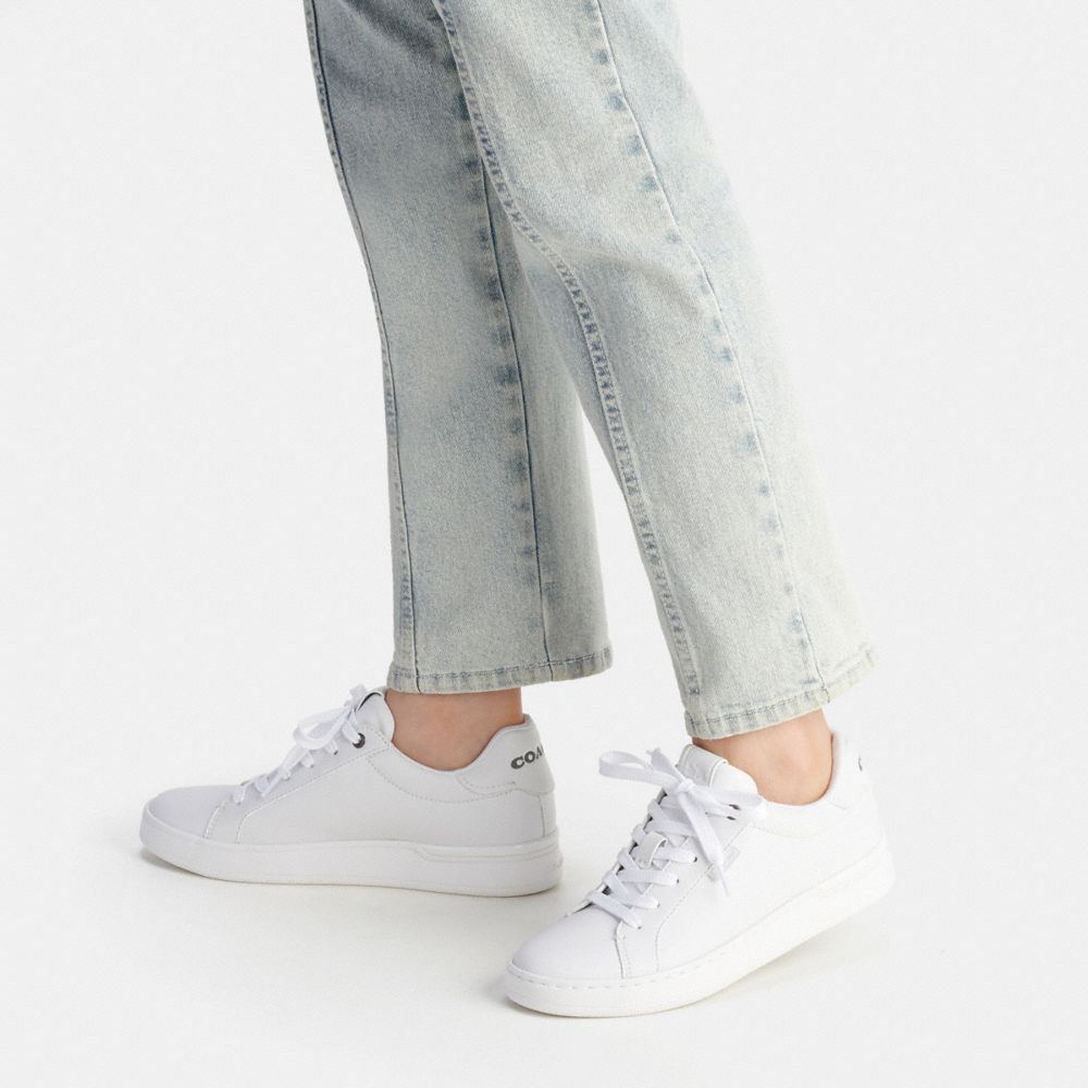 White Coach Lowline Low Top Optic Women Sneakers | SG_CH70457